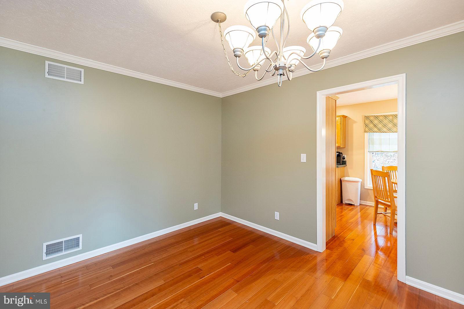 BLACKTHORN RIDGE ESTATES - Residential