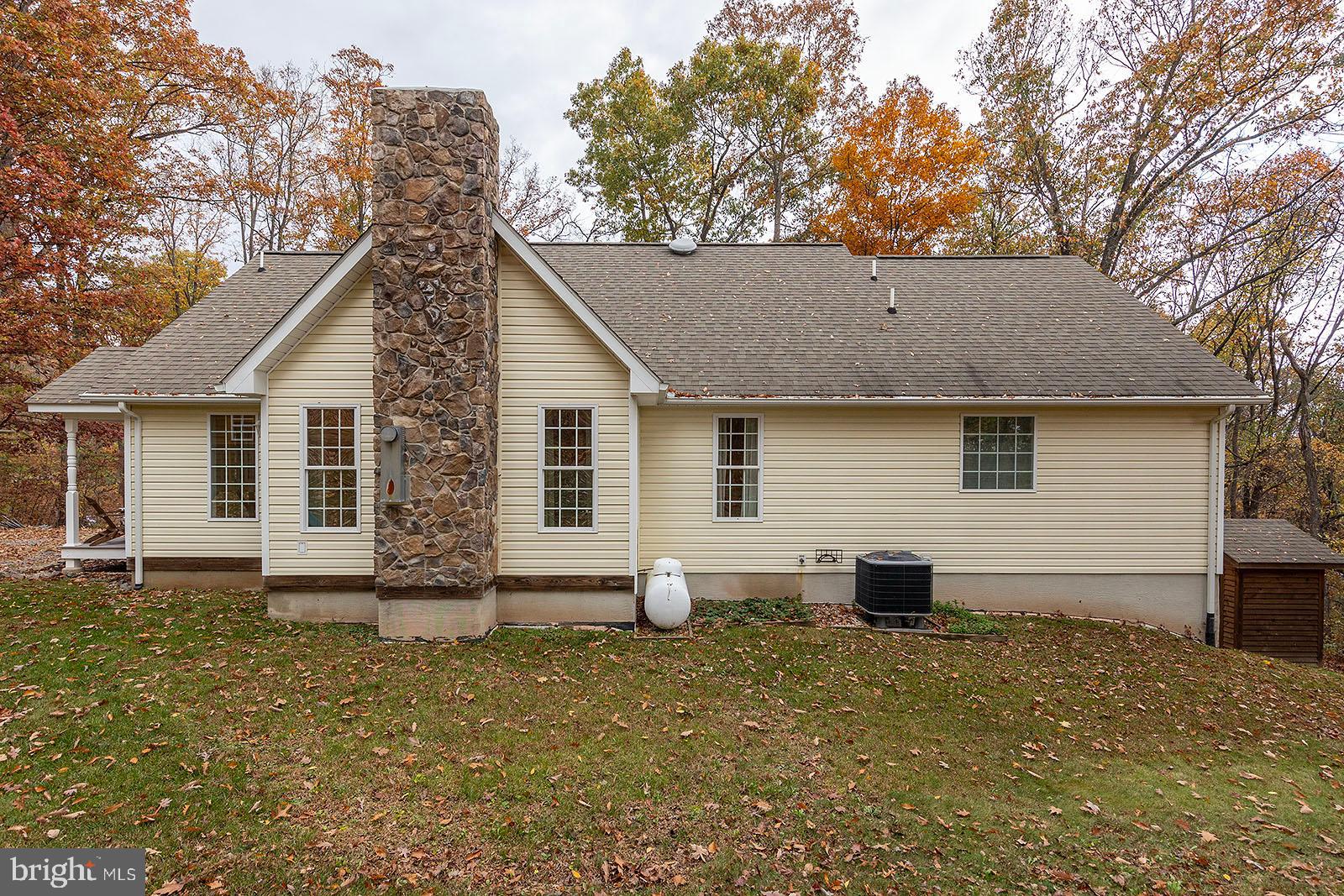 BLACKTHORN RIDGE ESTATES - Residential