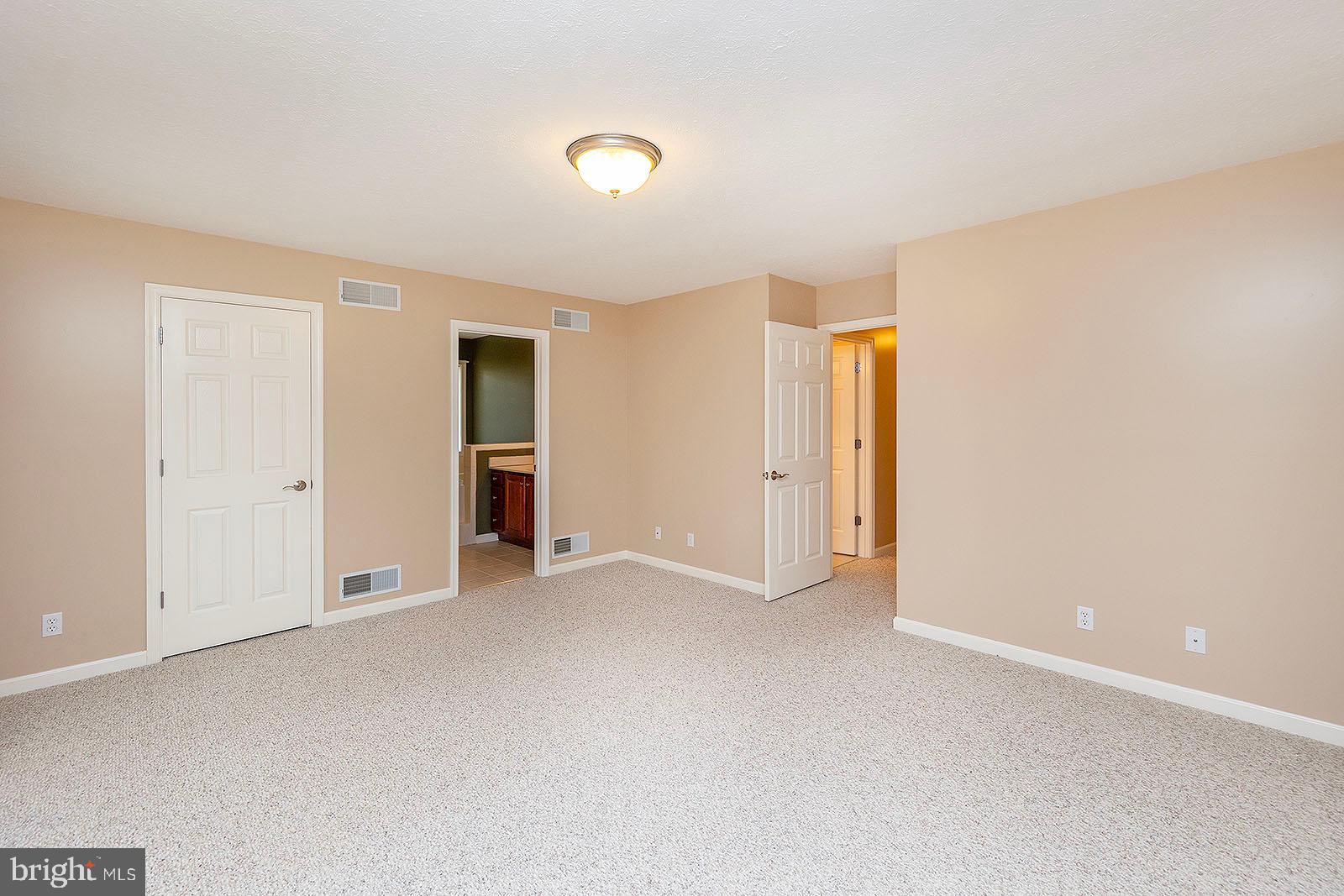 BLACKTHORN RIDGE ESTATES - Residential