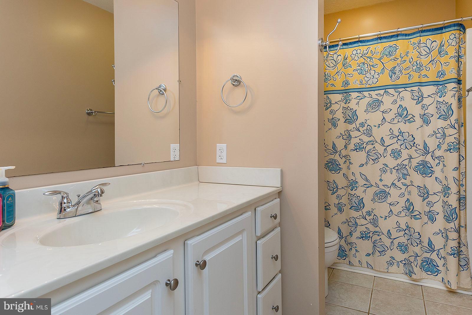 BLACKTHORN RIDGE ESTATES - Residential