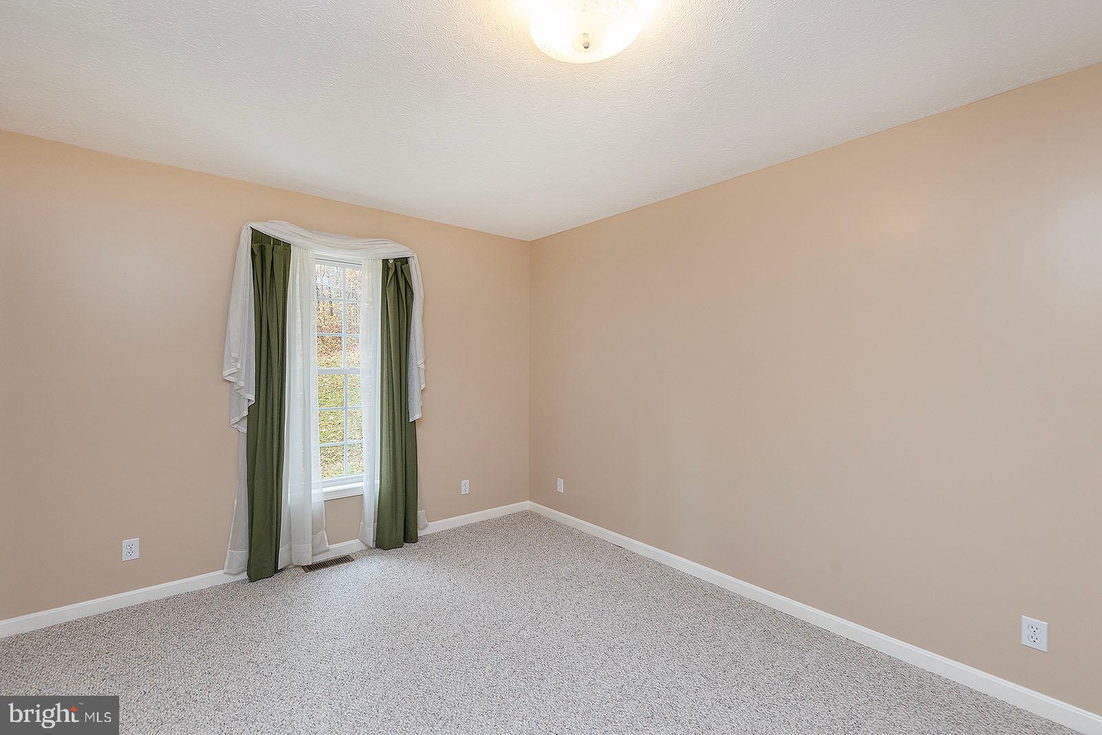 BLACKTHORN RIDGE ESTATES - Residential