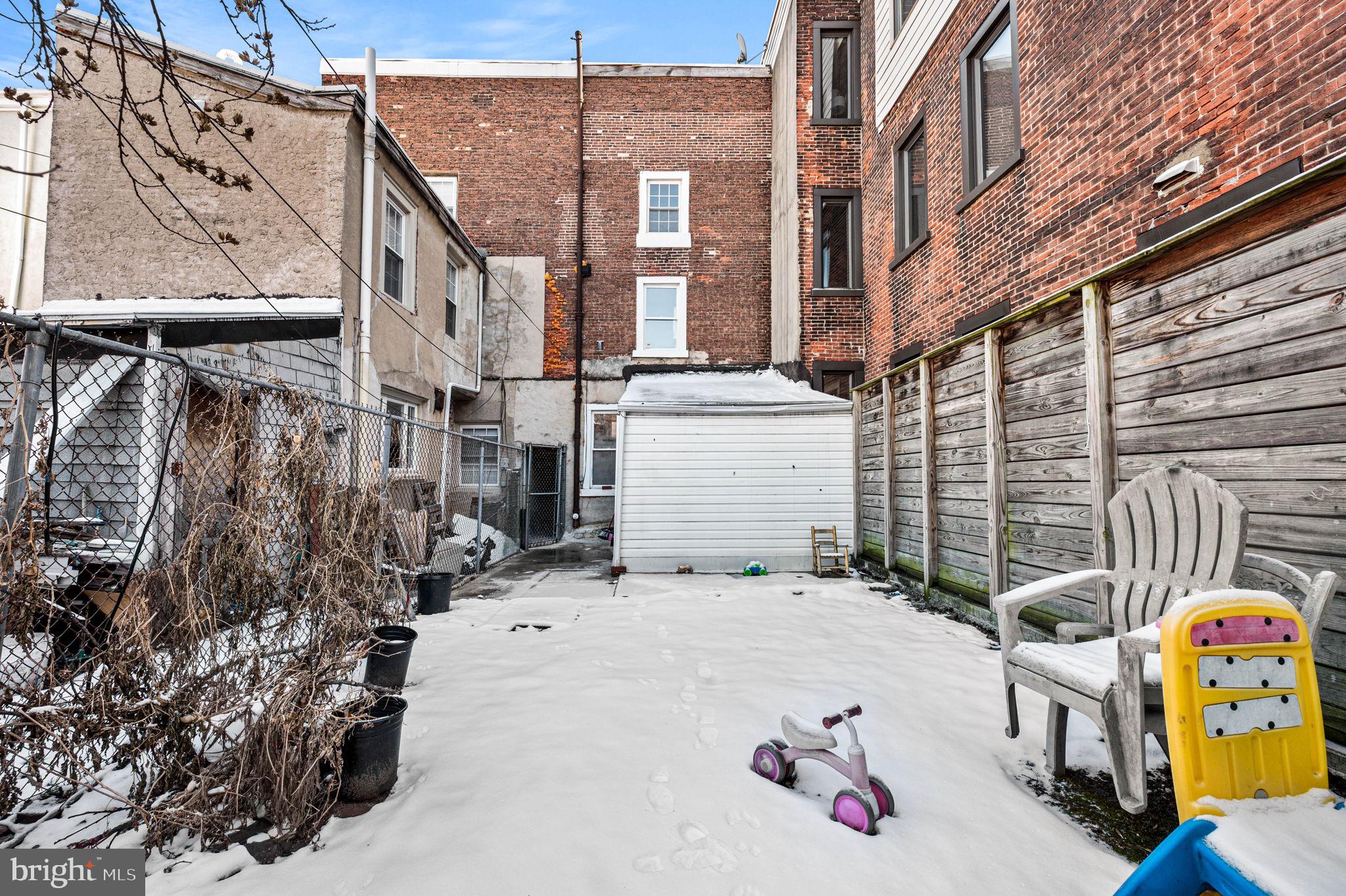 OLDE KENSINGTON - Residential