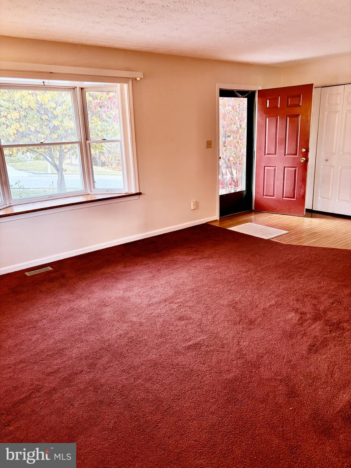 MOUNT AUGUSTINE - Residential Lease