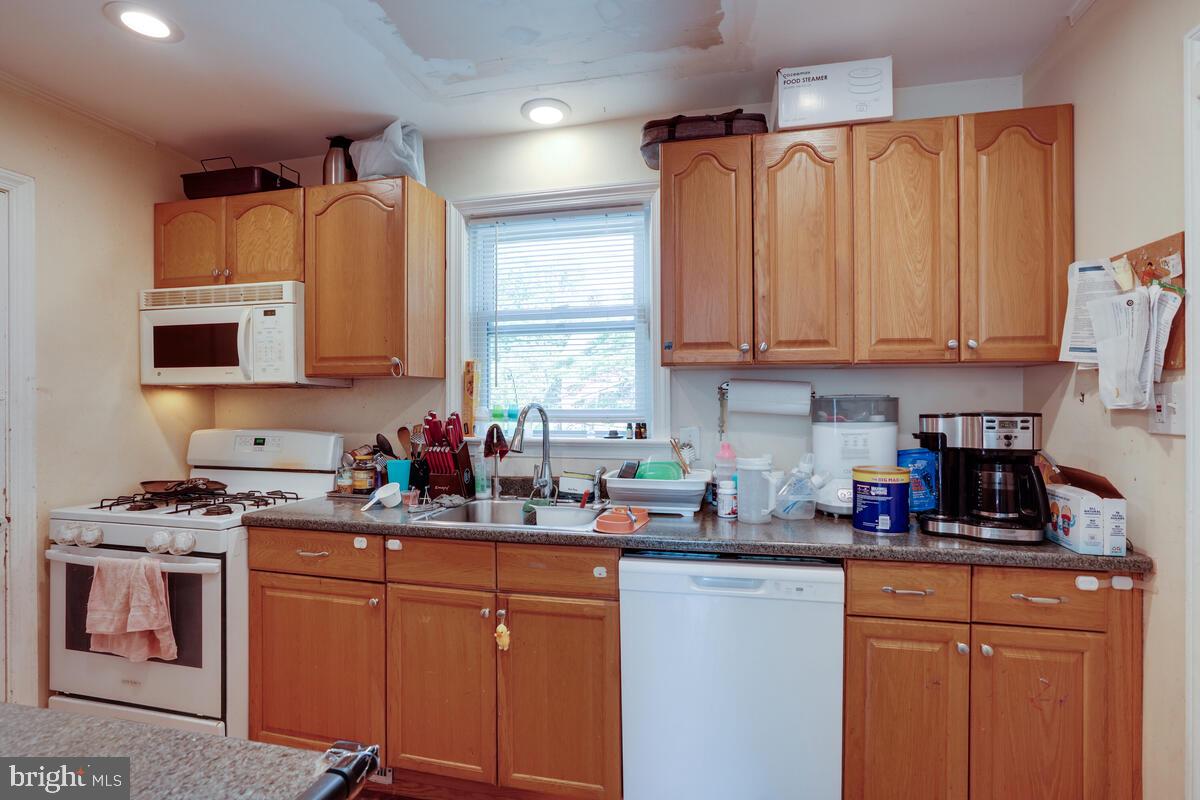 MADISON MANOR - Residential