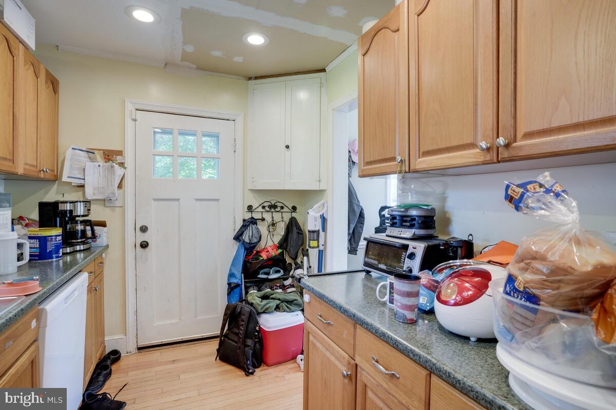 MADISON MANOR - Residential