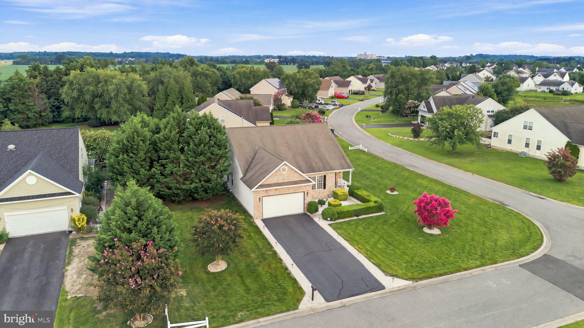 2 BRIAR COURT