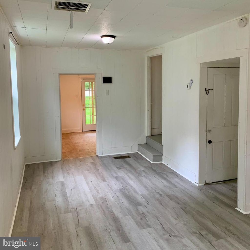 Photo of 142 W Stiegel Street, MANHEIM, PA 17545 (MLS # PALA2085088)