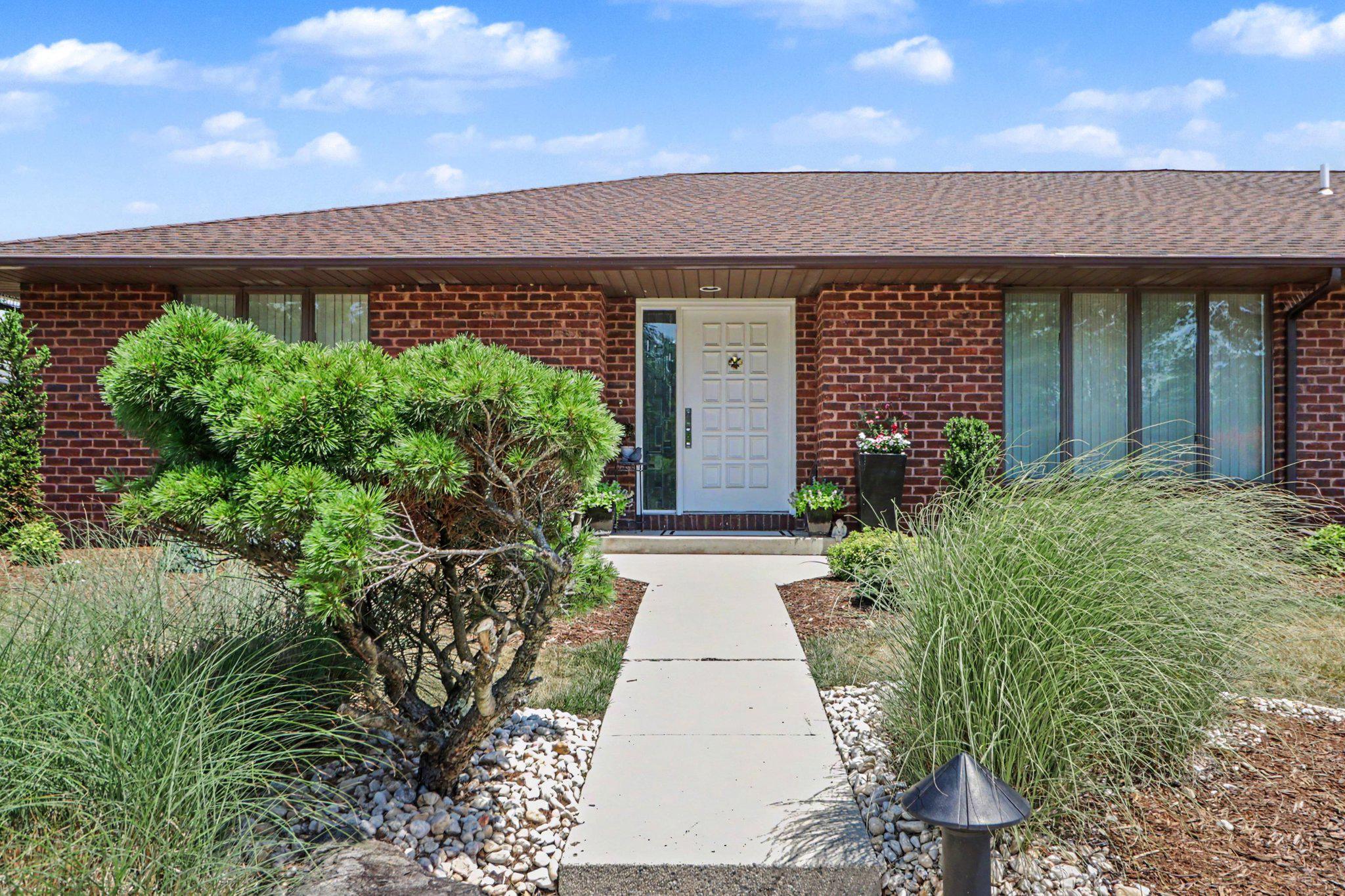 3813 N SARAYO CIRCLE