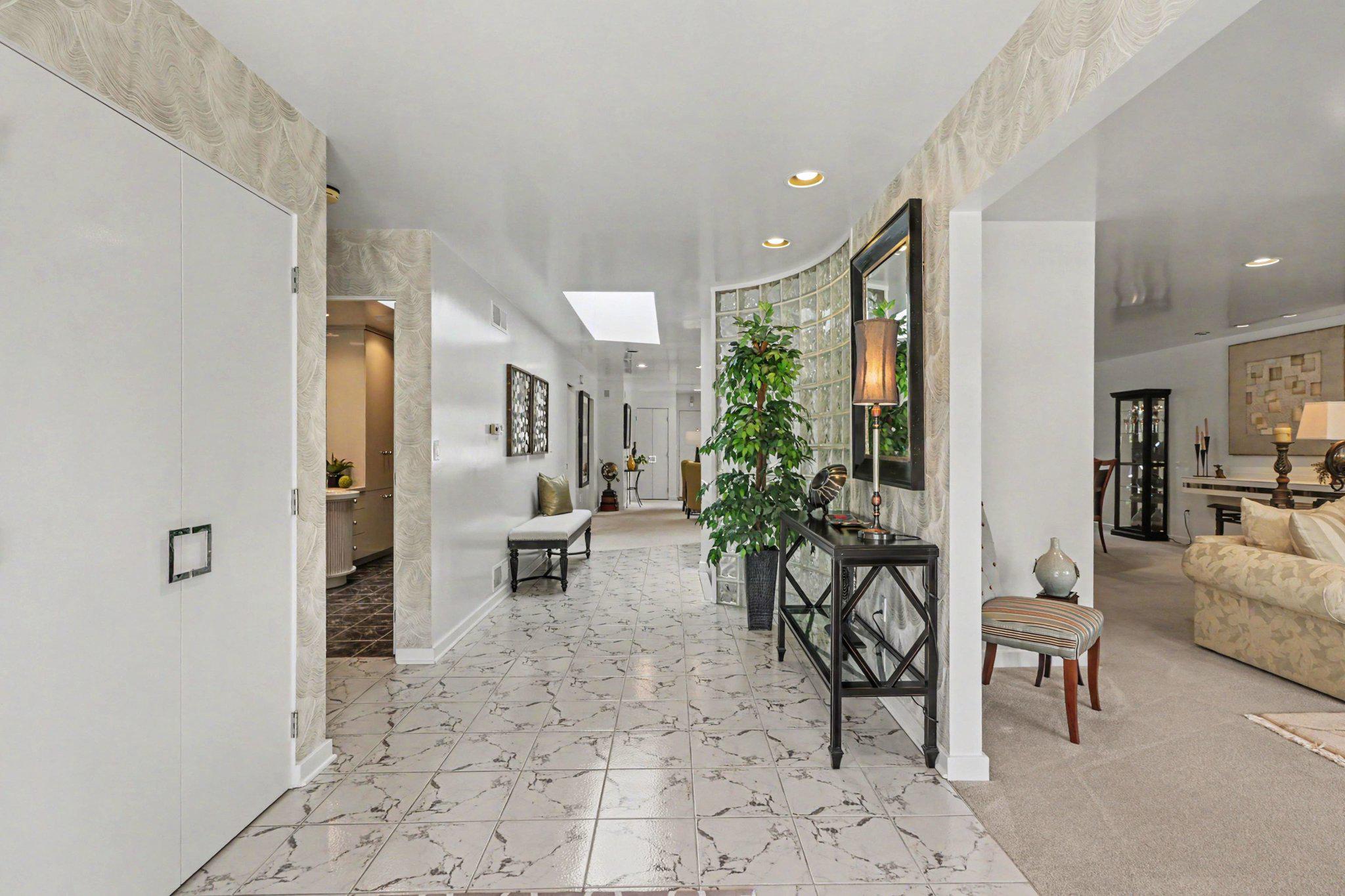3813 N SARAYO CIRCLE
