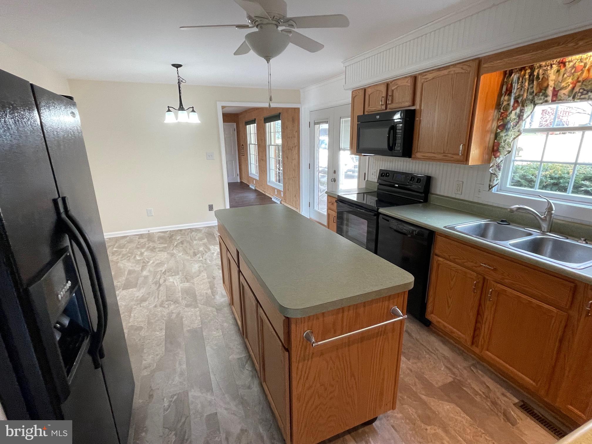 BERKELEY GARDENS - Residential