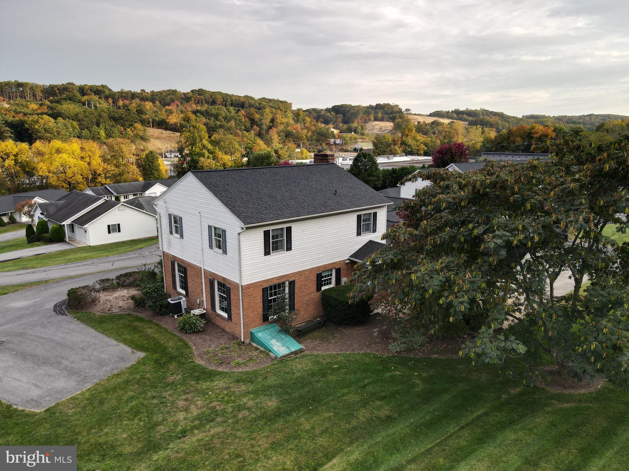 BERKELEY GARDENS - Residential