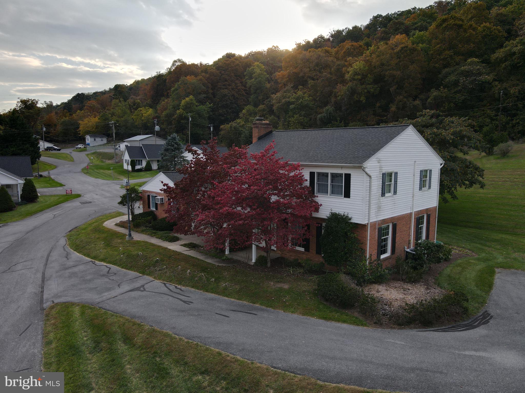 BERKELEY GARDENS - Residential