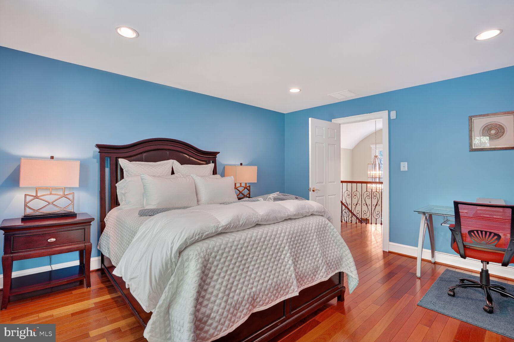 CEDAR KNOLL - Residential