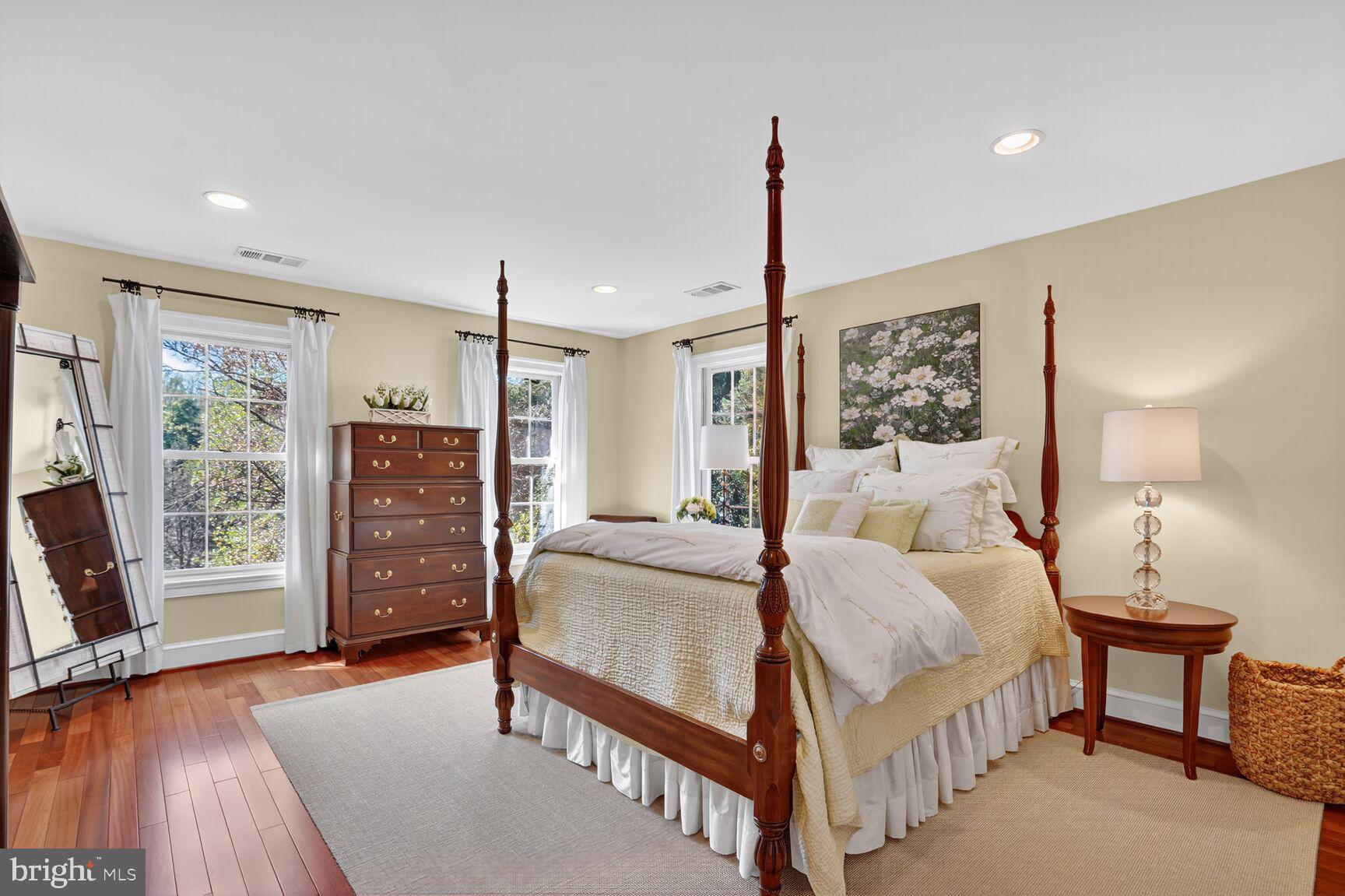 CEDAR KNOLL - Residential