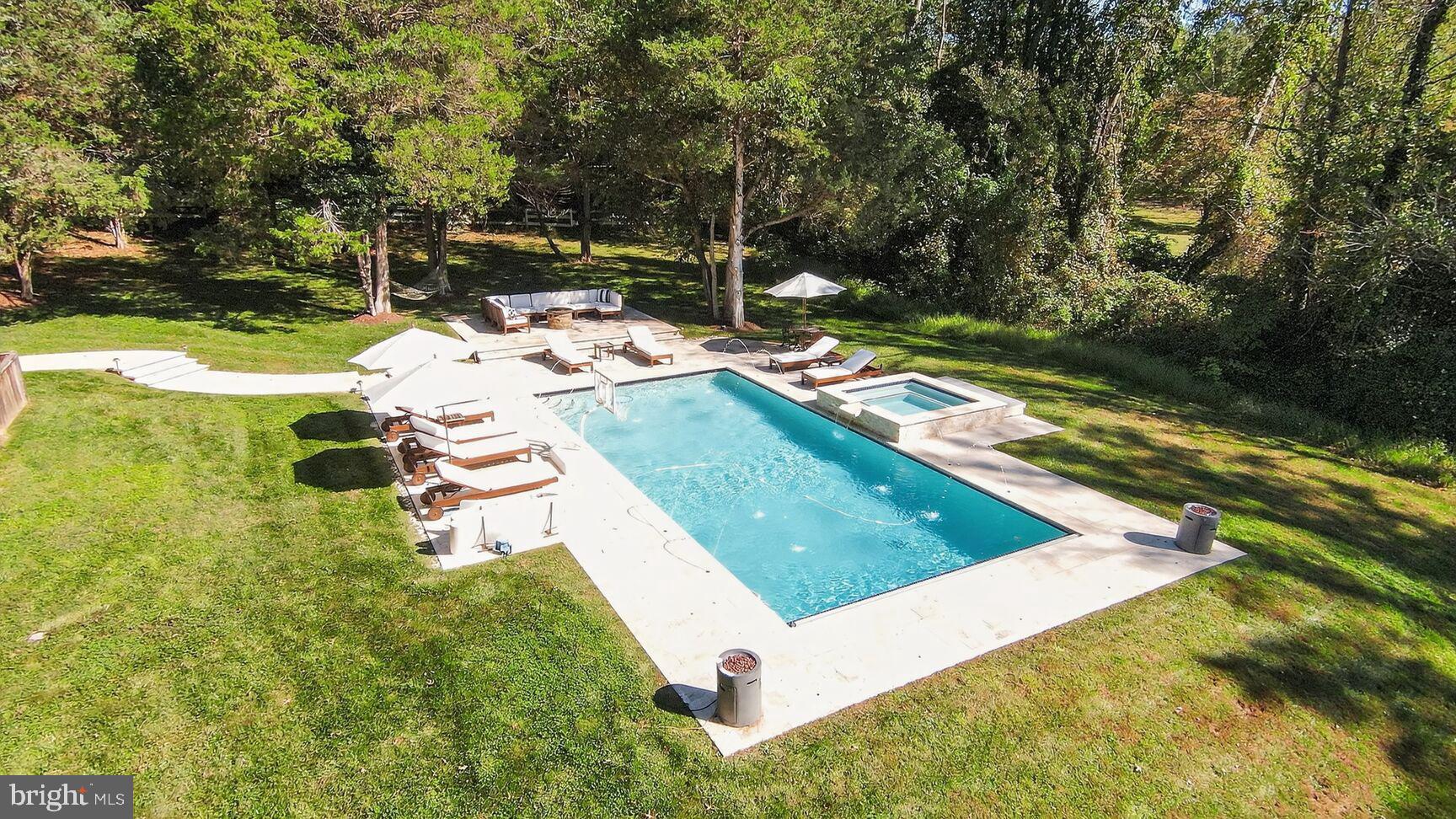 CEDAR KNOLL - Residential