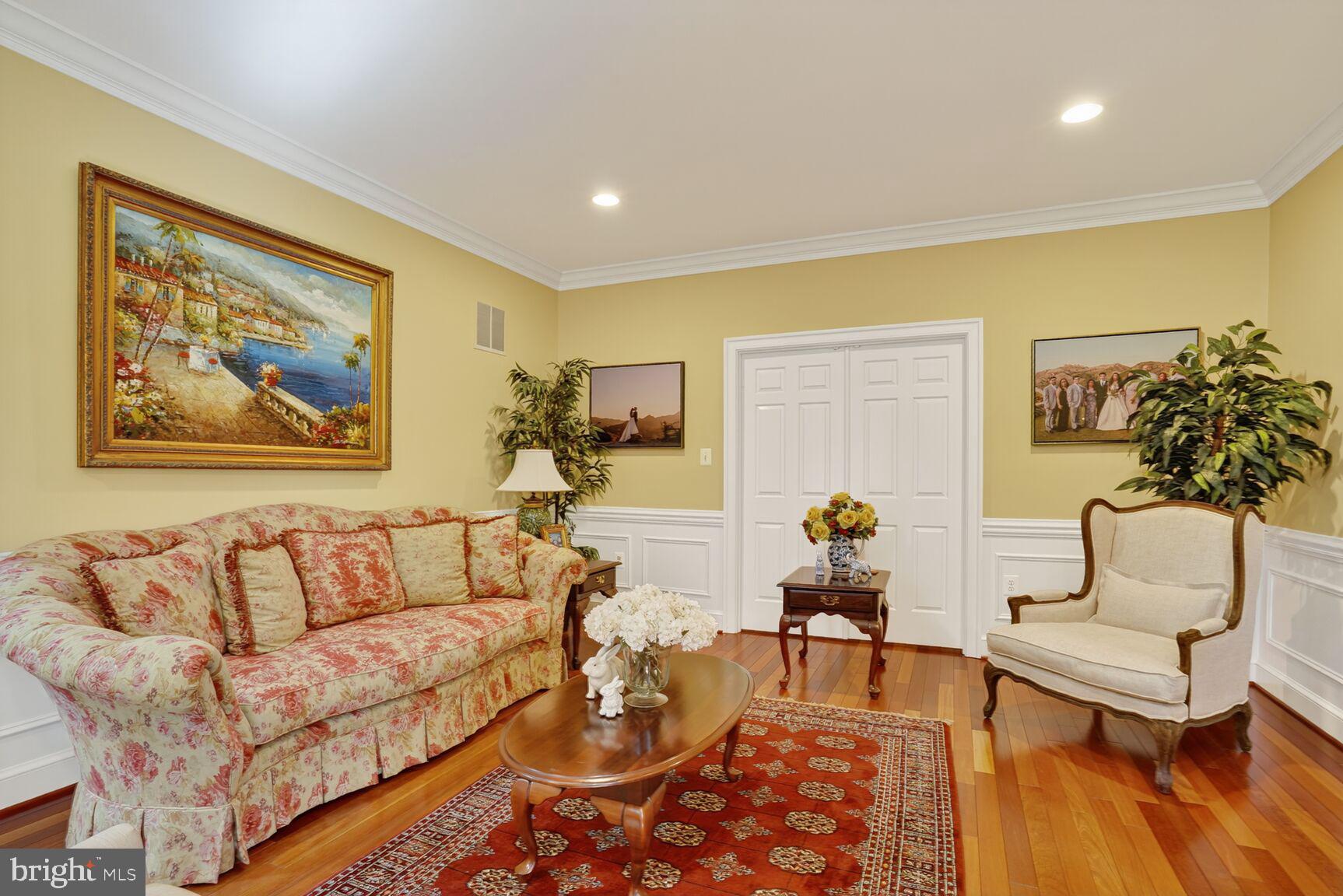 CEDAR KNOLL - Residential