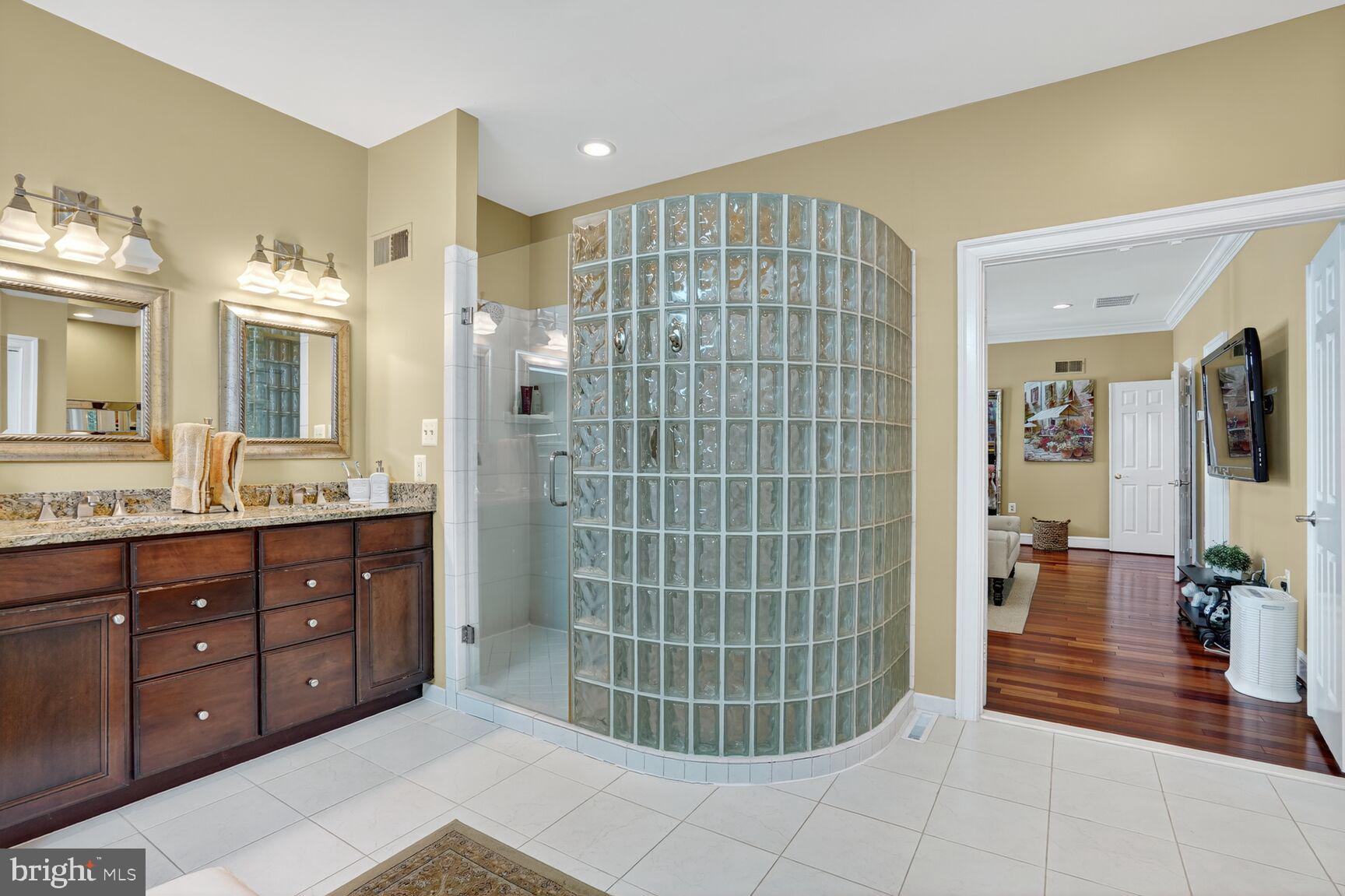 CEDAR KNOLL - Residential