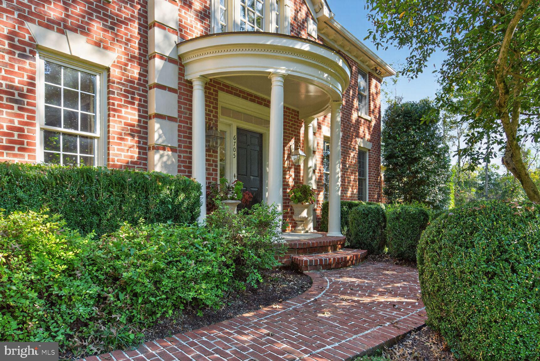 6705 CEDAR VIEW COURT