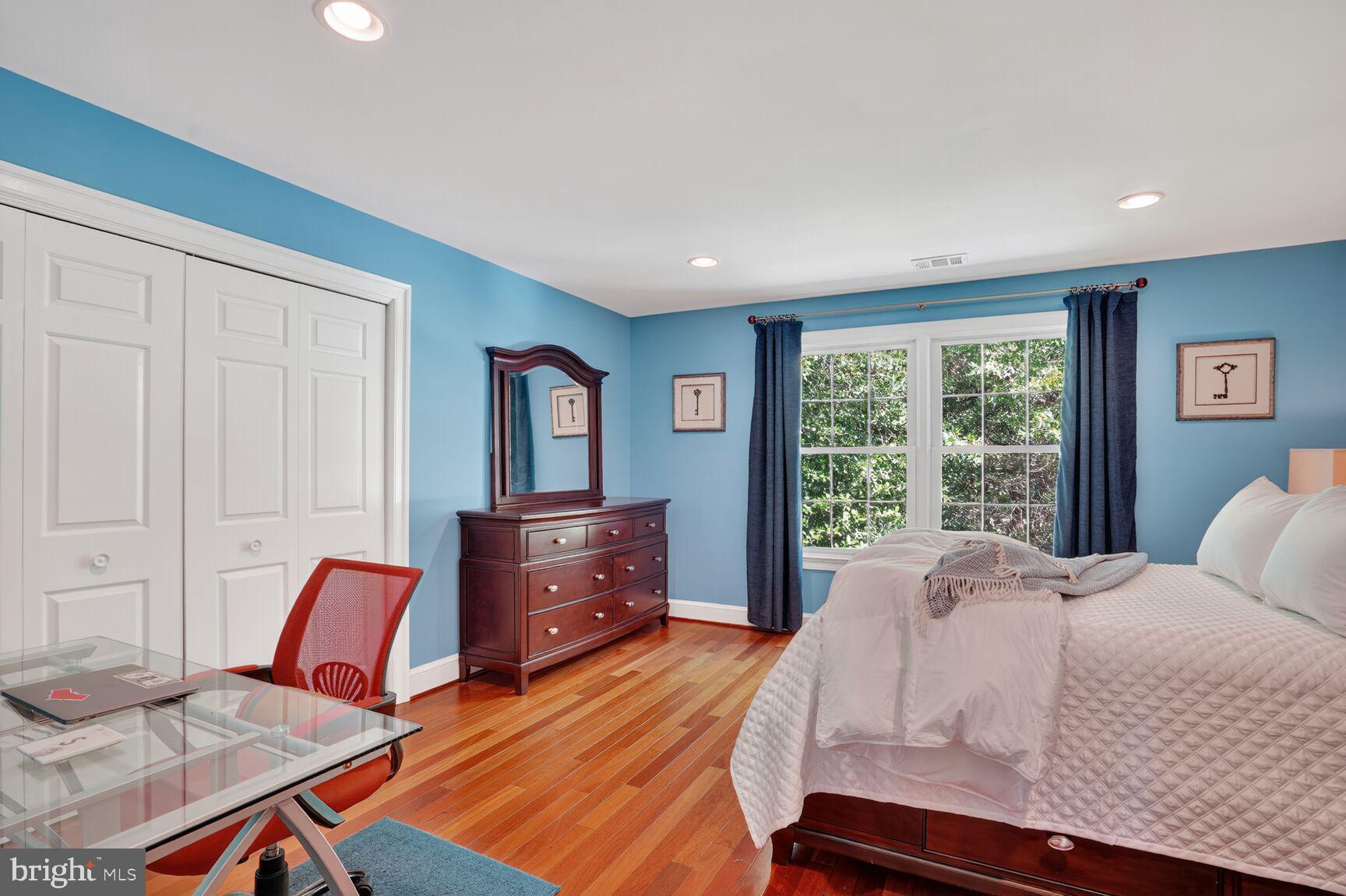 CEDAR KNOLL - Residential