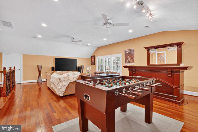 CEDAR KNOLL - Residential