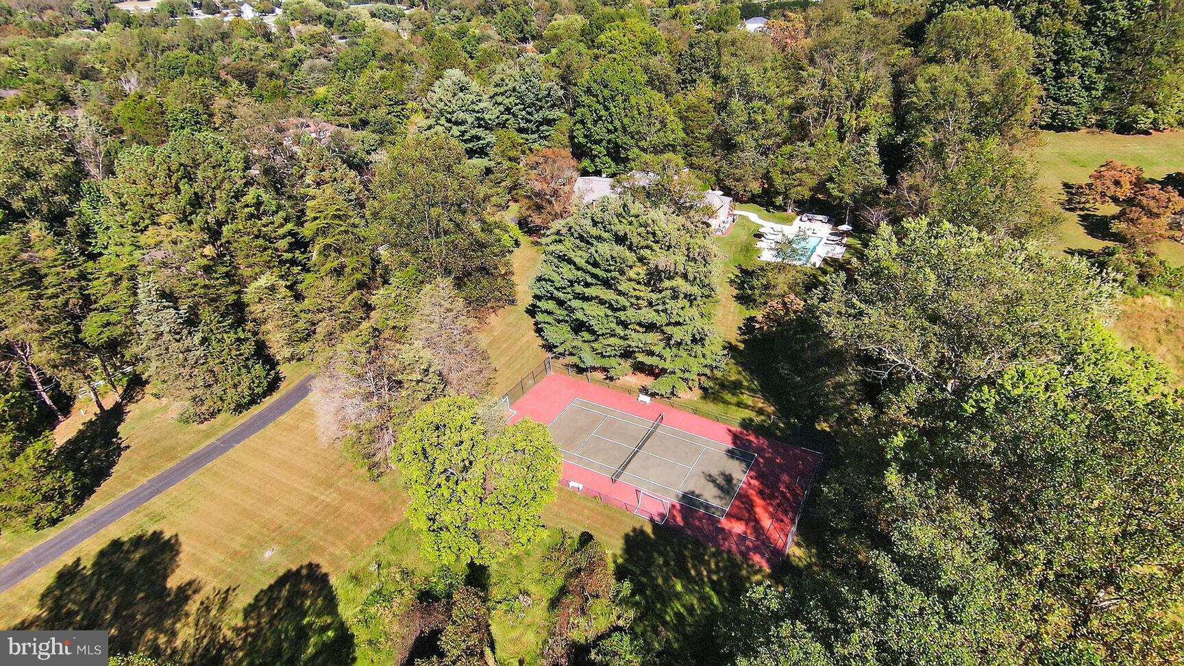 CEDAR KNOLL - Residential