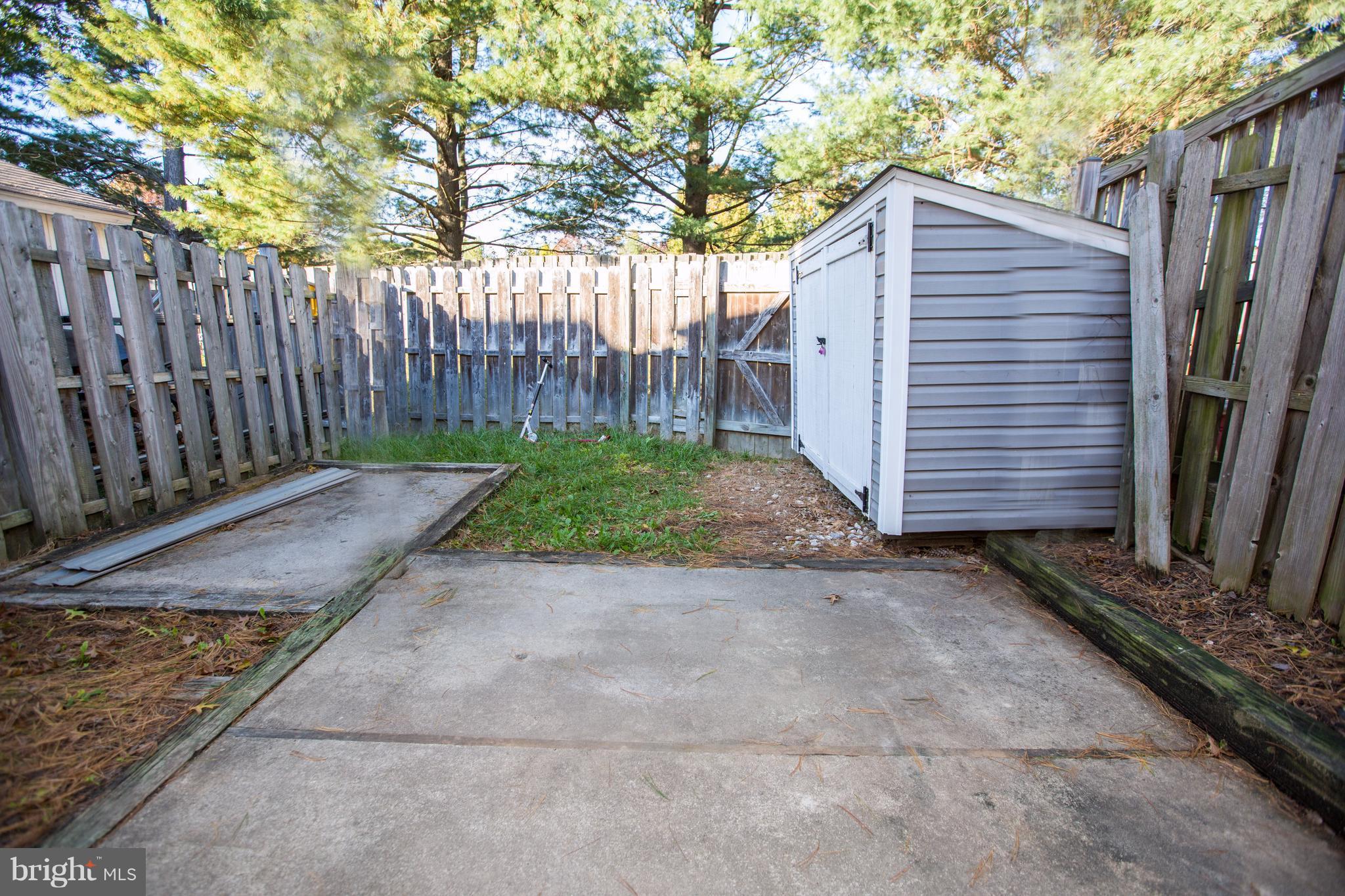 RIVERSIDE - Residential