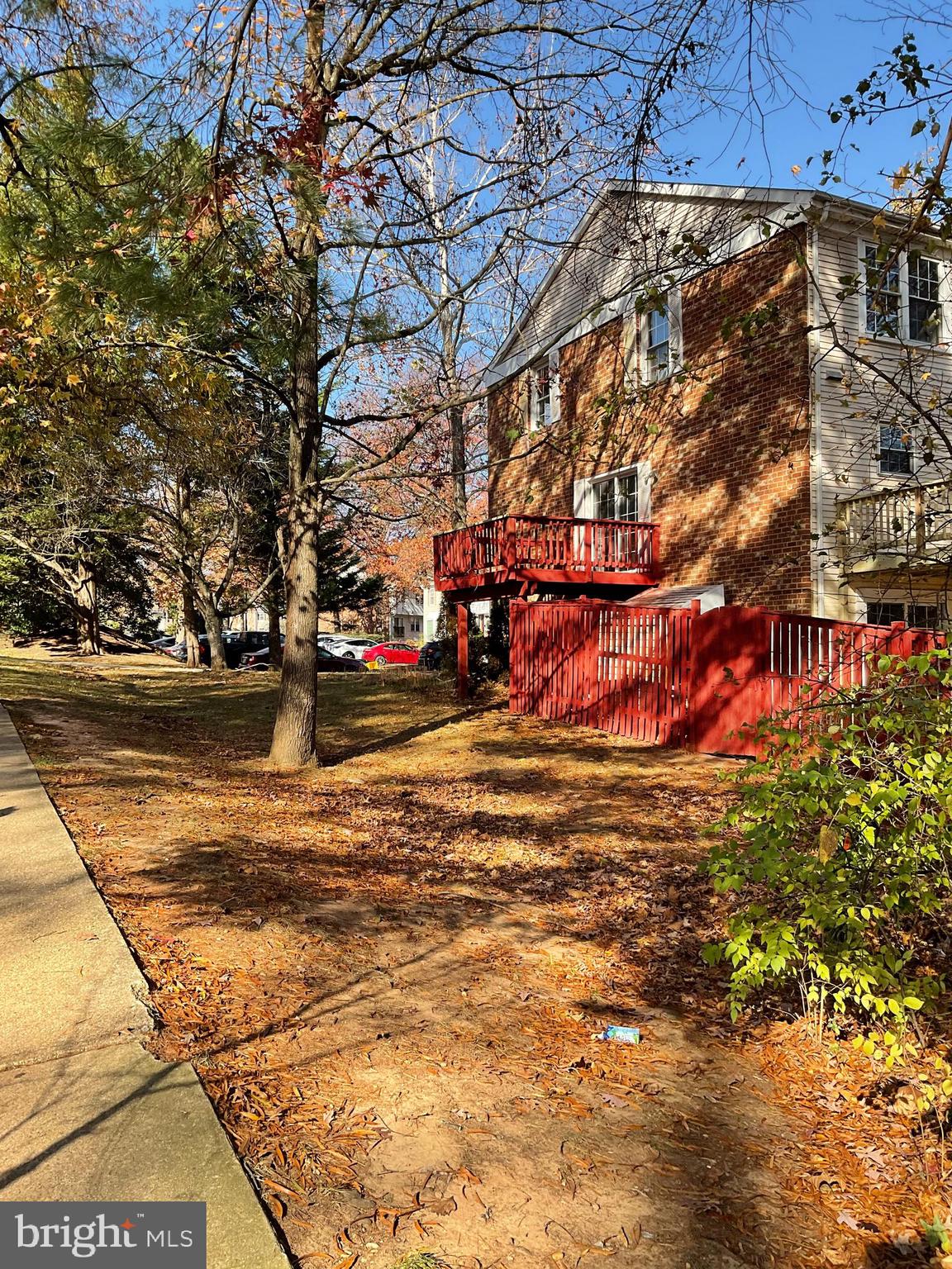 WOODSTREAM VILLAGE - Residential