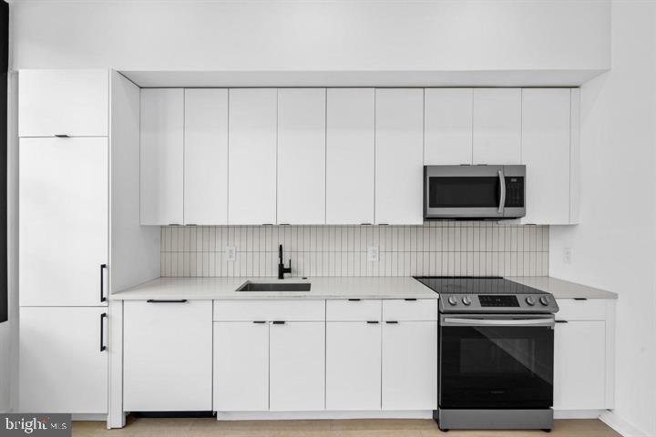 FISHTOWN - Commercial Sale