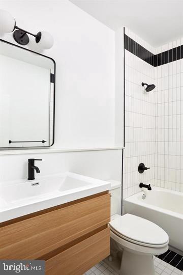 FISHTOWN - Commercial Sale