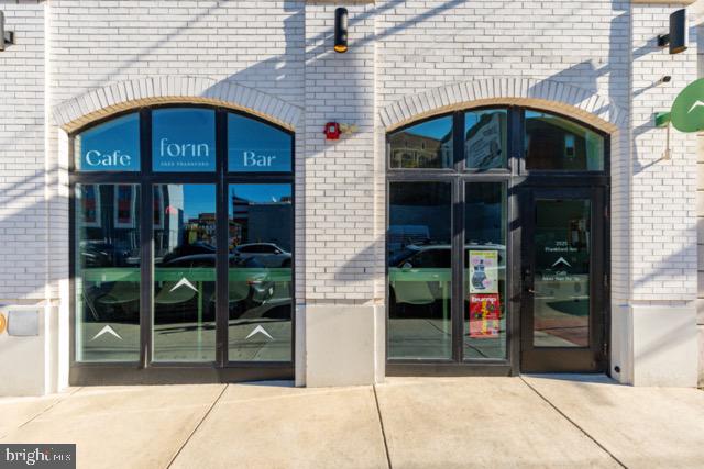 FISHTOWN - Commercial Sale