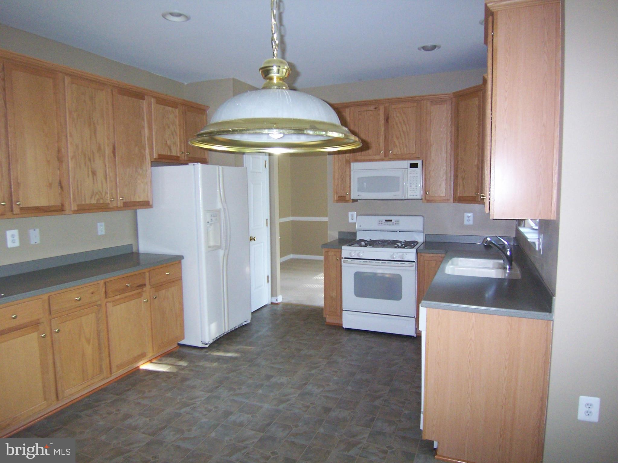 SOMERSET - Residential Lease