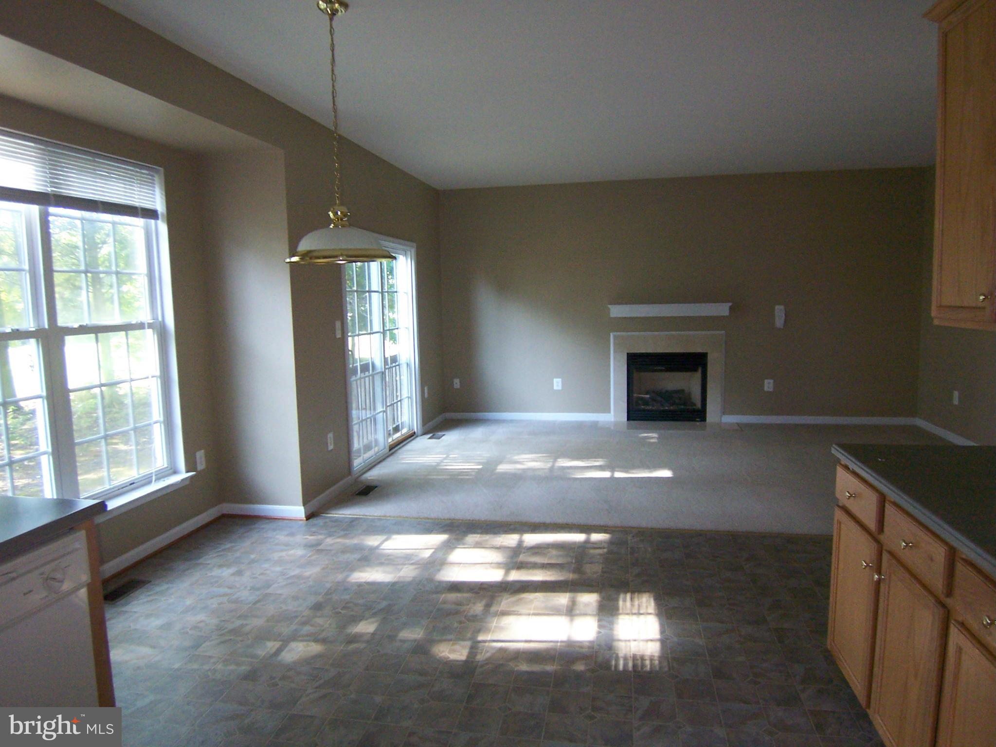 SOMERSET - Residential Lease