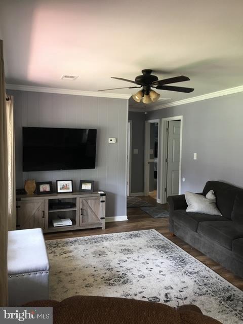 STEWART LEVEL - Residential Lease