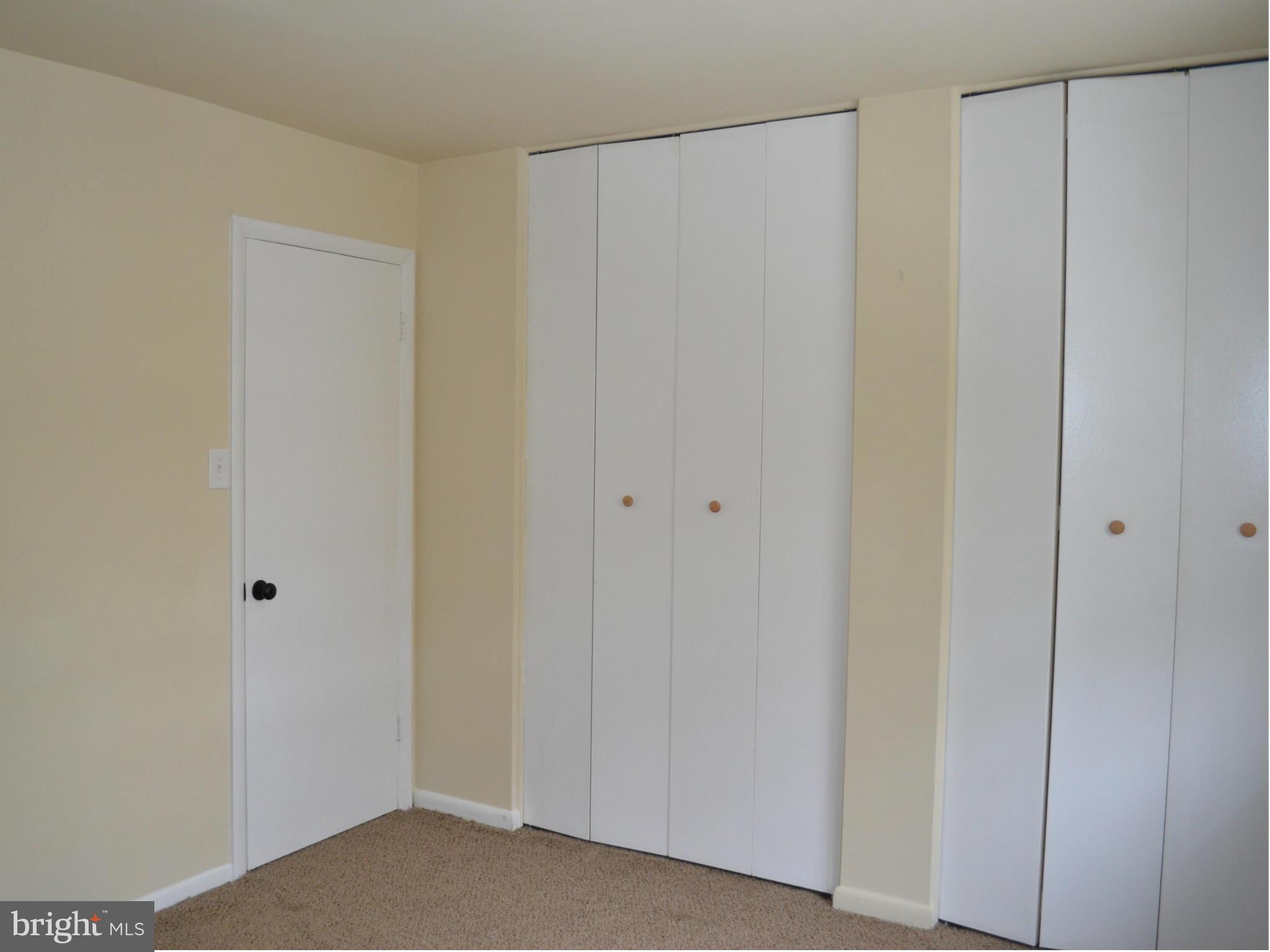 SUSSEX SQUARE CONDO - Residential Lease