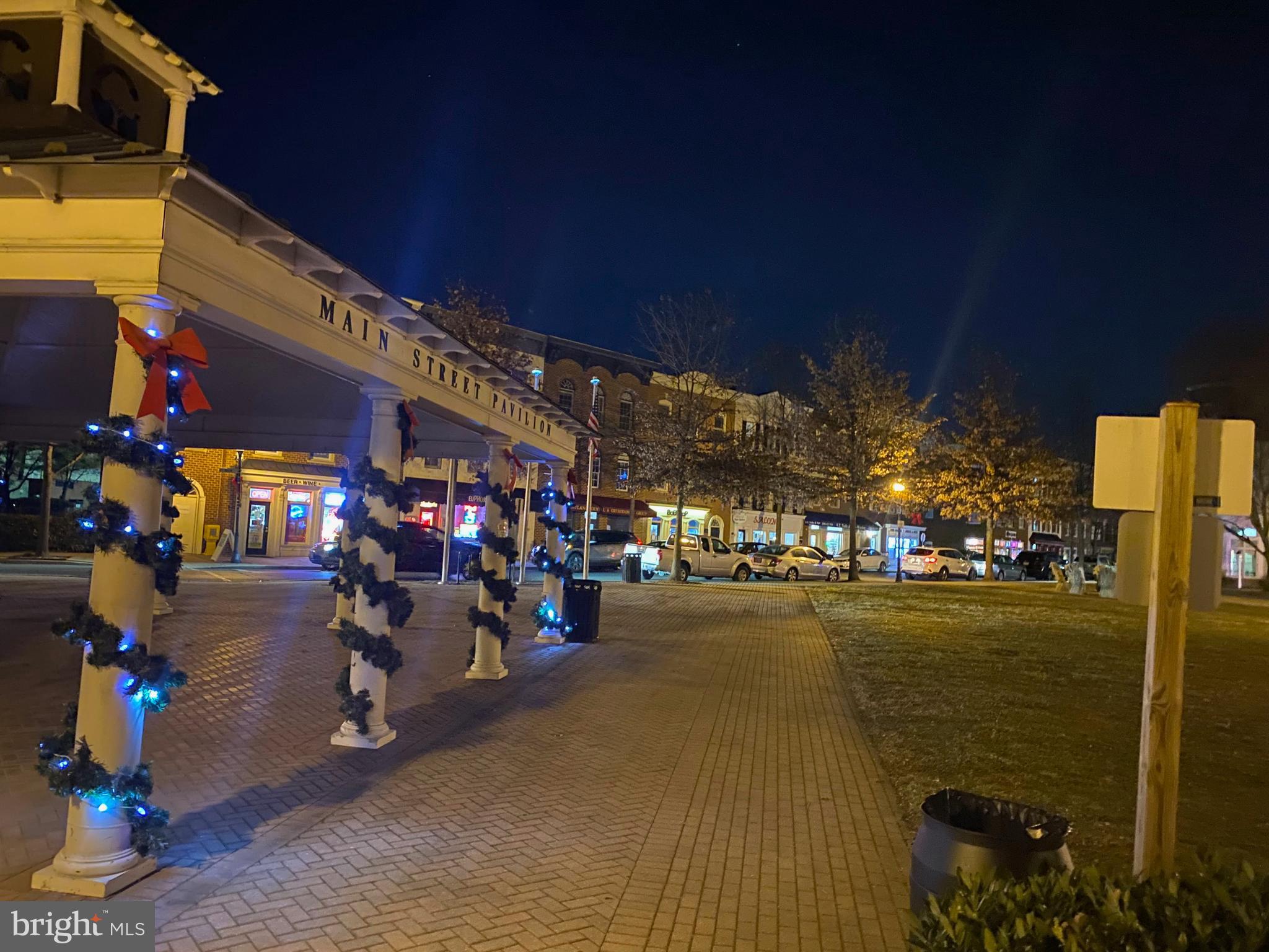 LAKELANDS - Residential