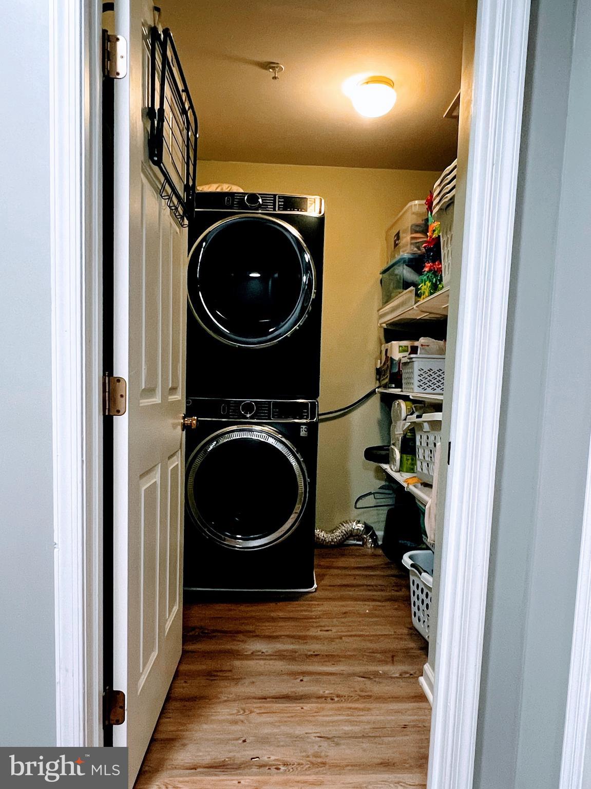 LAKELANDS - Residential