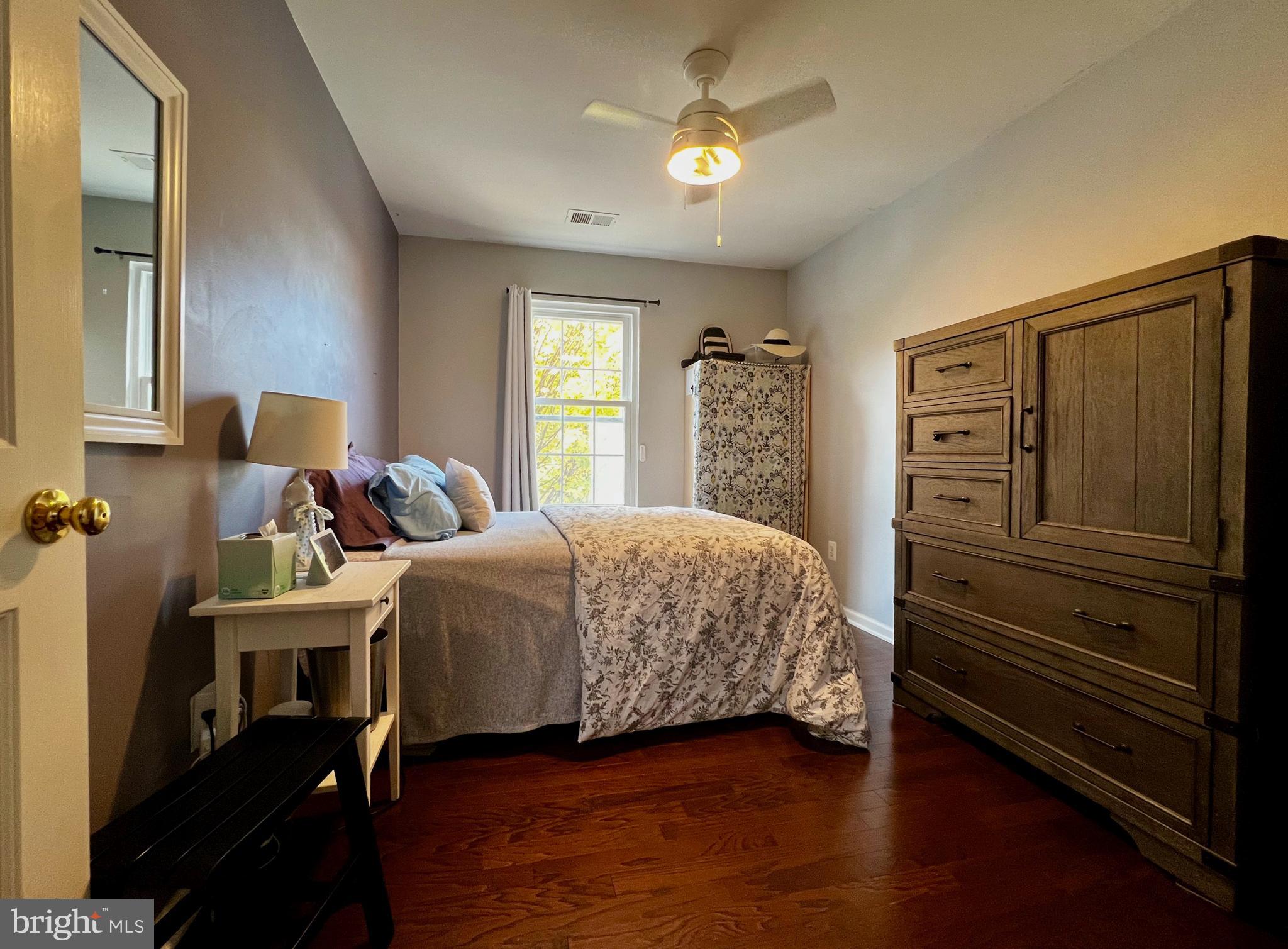 LAKELANDS - Residential