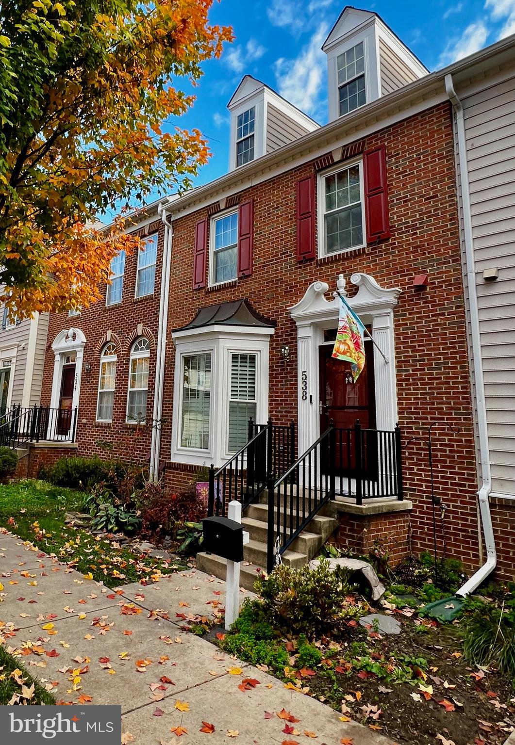 LAKELANDS - Residential