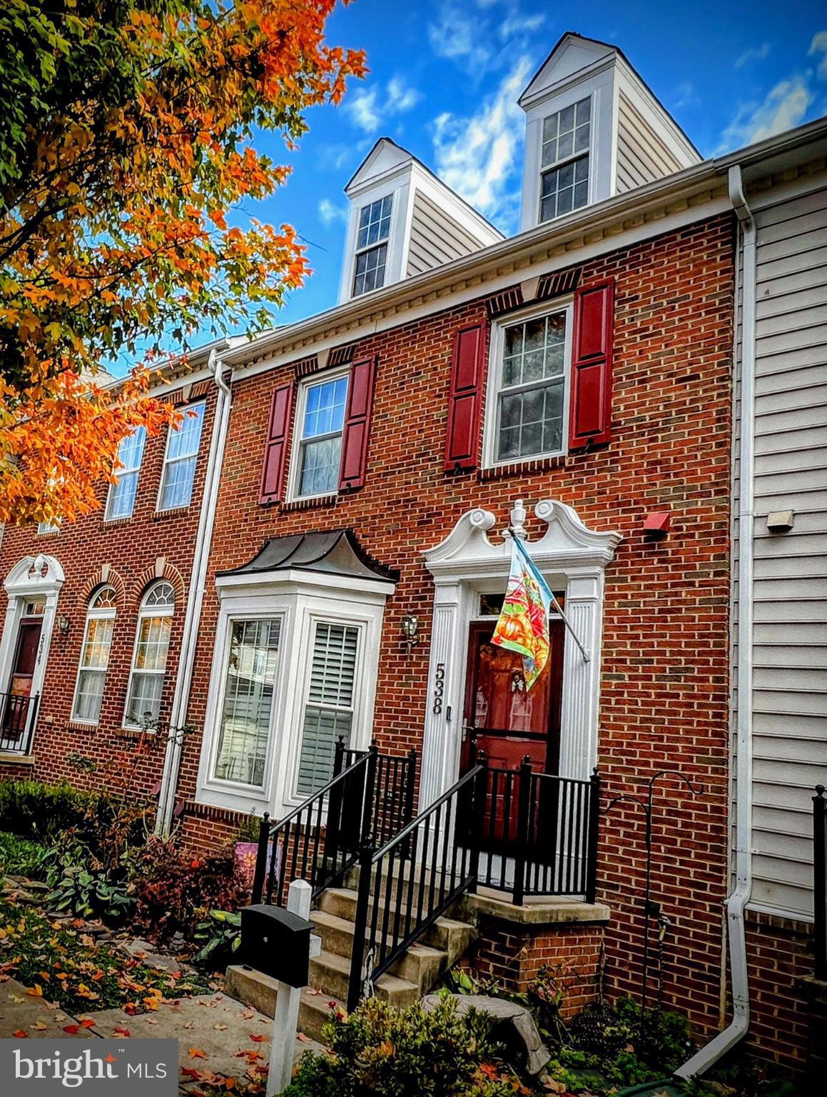 LAKELANDS - Residential