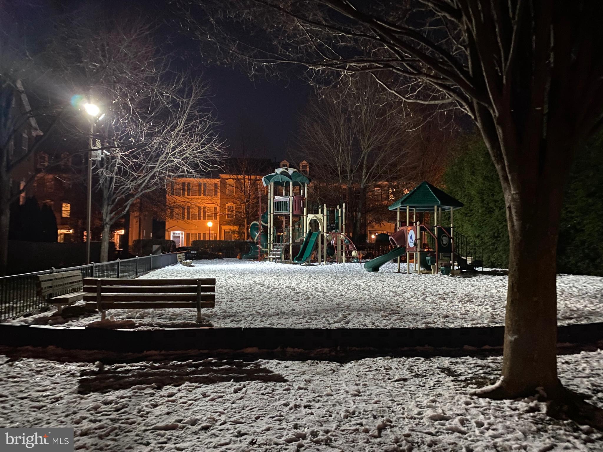 LAKELANDS - Residential