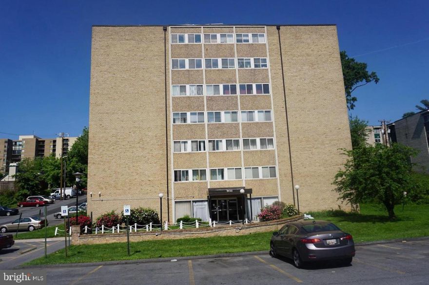 Large one bedroom condo with open floor plan,large kitchen and plenty of closet room  all utilities included.  Clean and move in ready. Lots of storage closets Close to UMd, public transportation, 495.