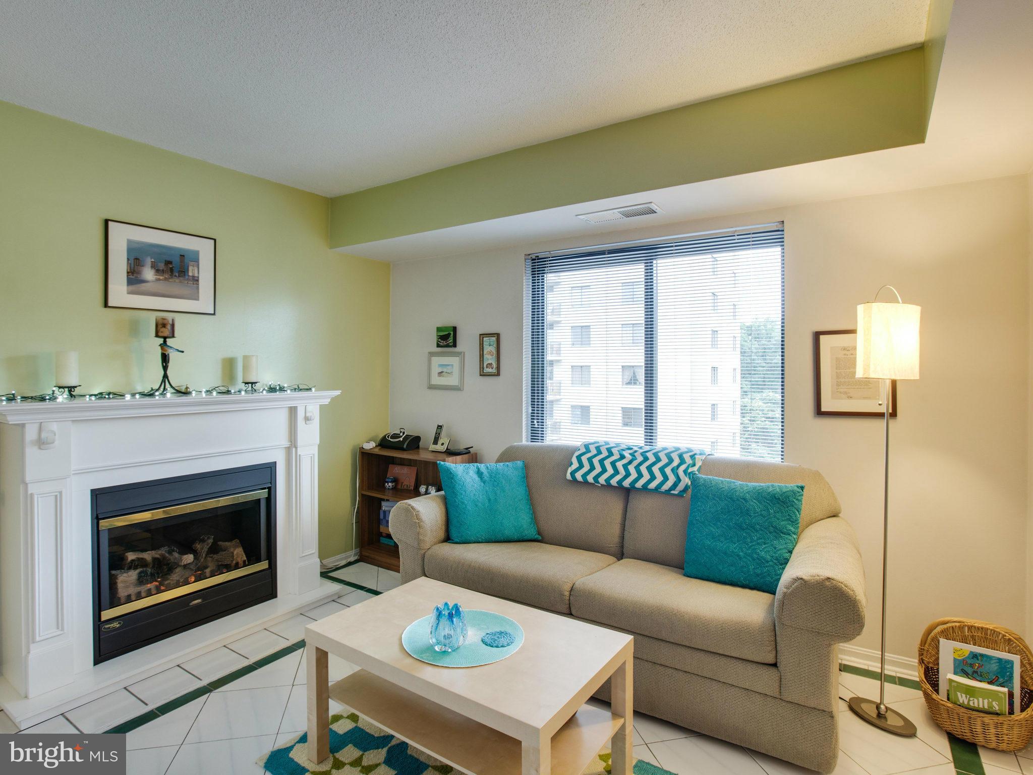 WATERGATE AT LANDMARK - Residential