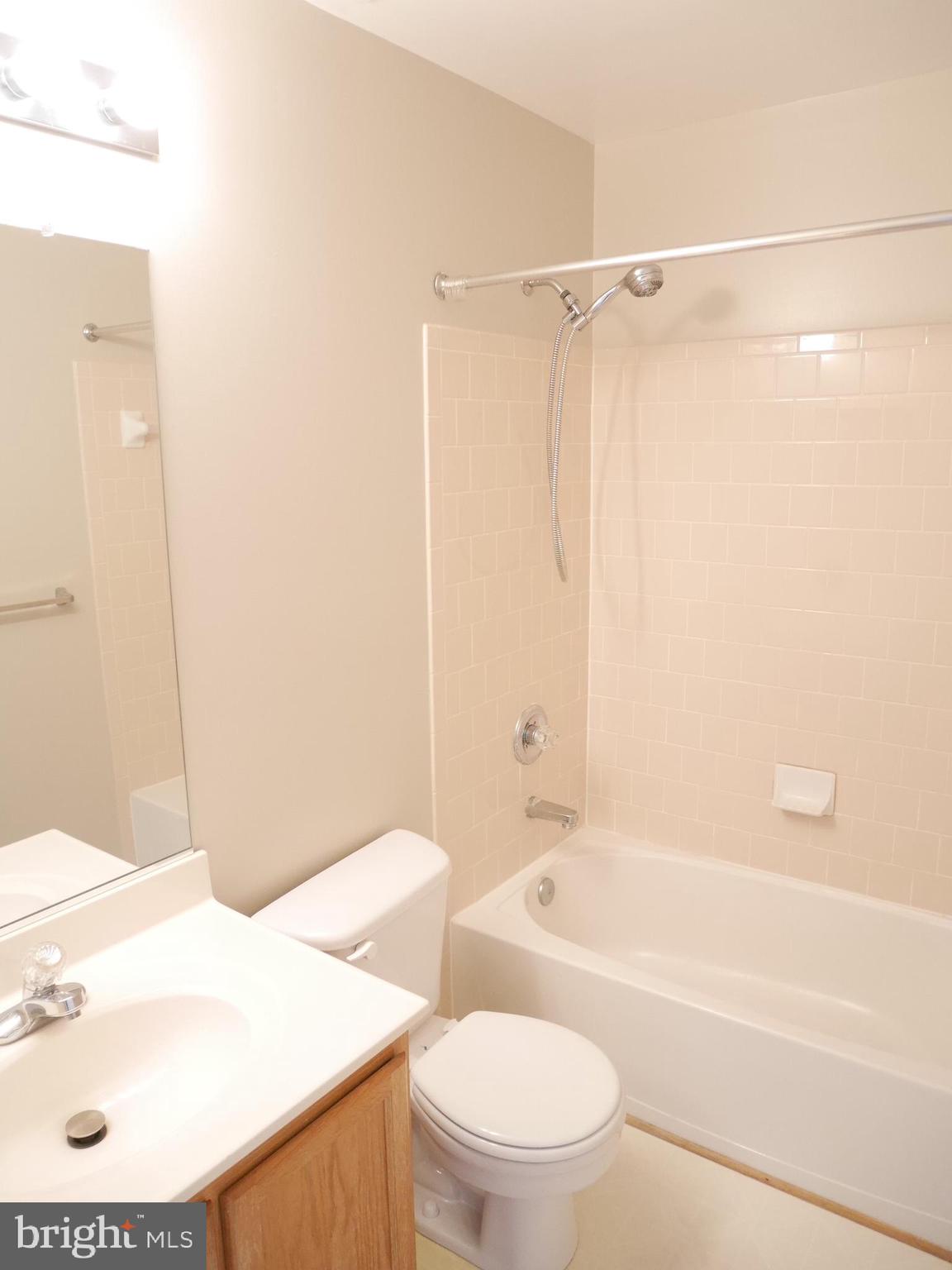 CROFTON VILLAGE - Residential