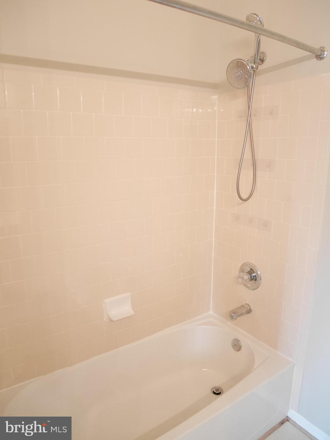 CROFTON VILLAGE - Residential