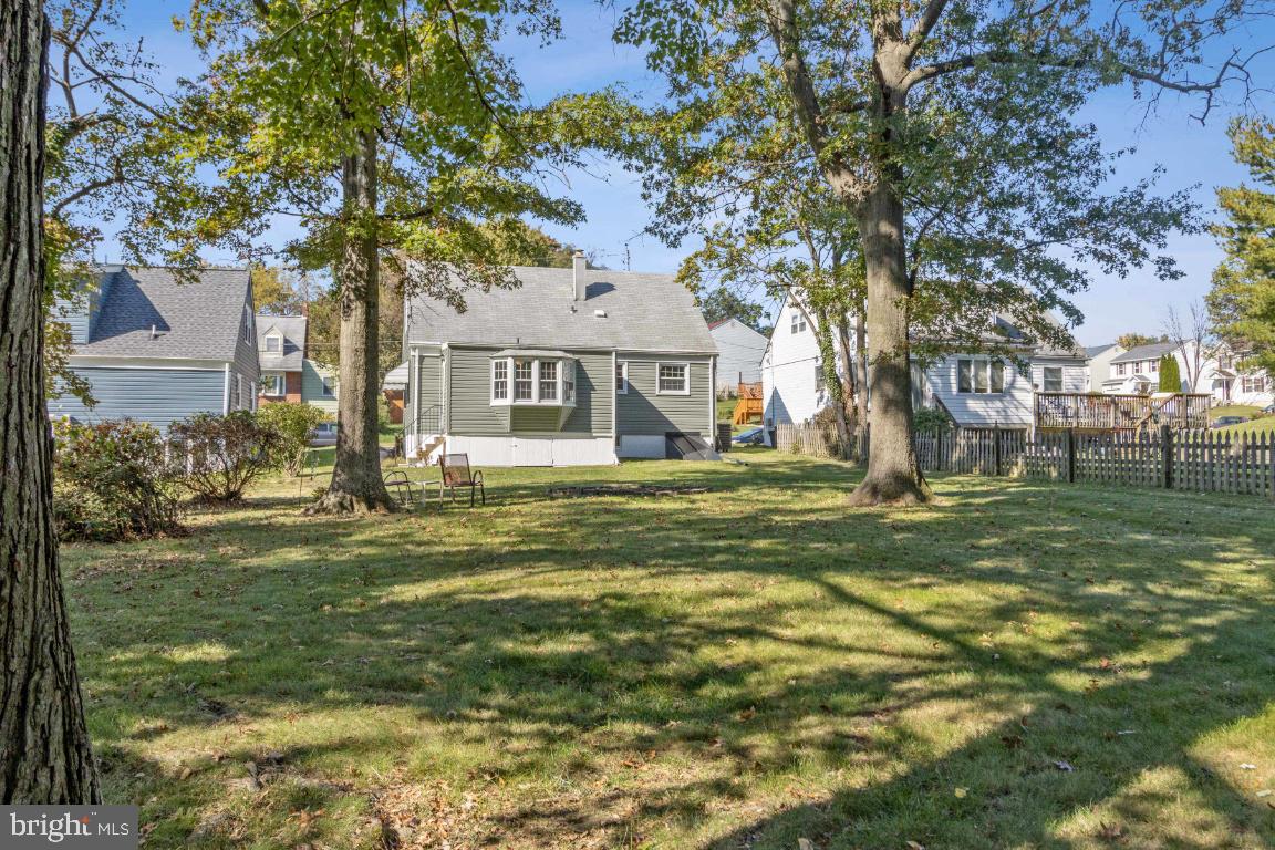 LONGVIEW PLACE - Residential