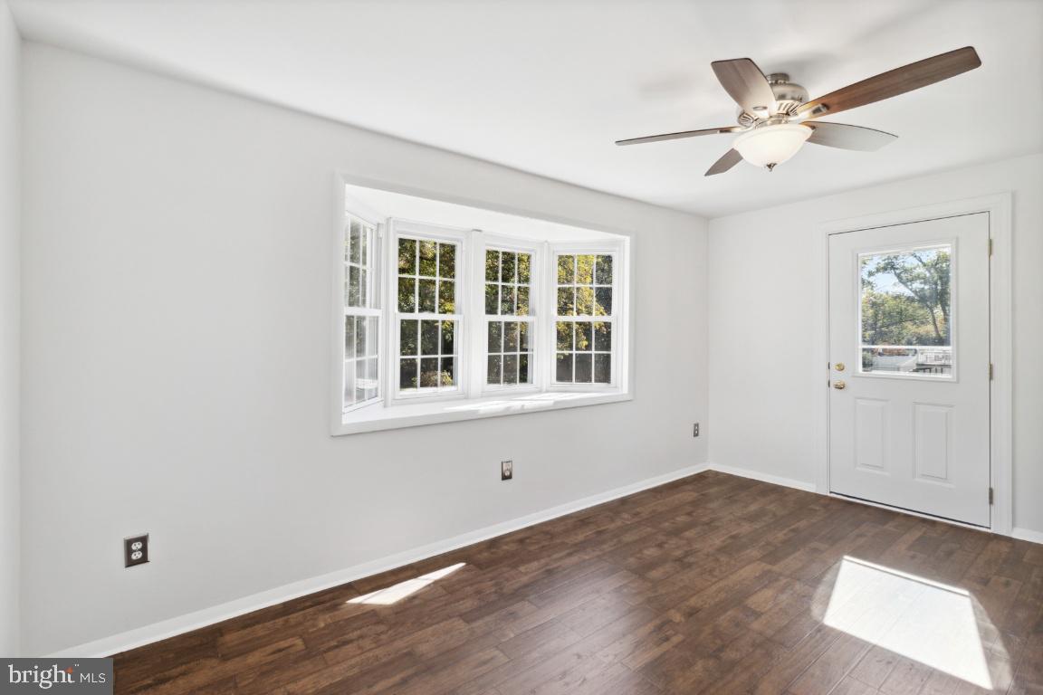 LONGVIEW PLACE - Residential