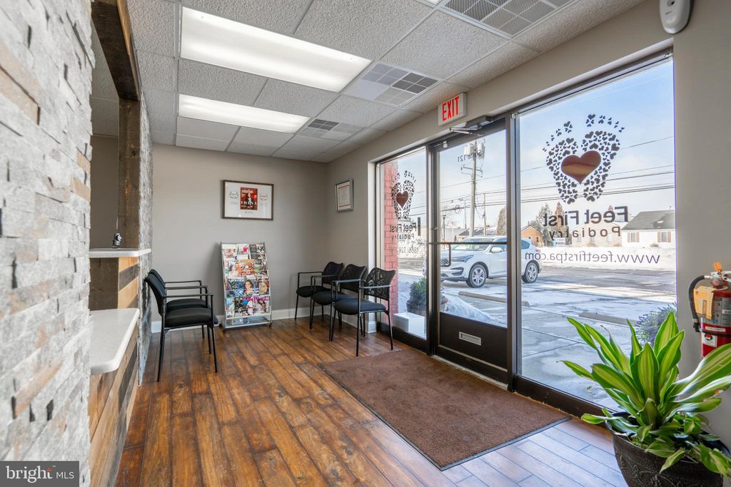 Photo of LANSDALE, PA 19446 (MLS # PAMC2167218)