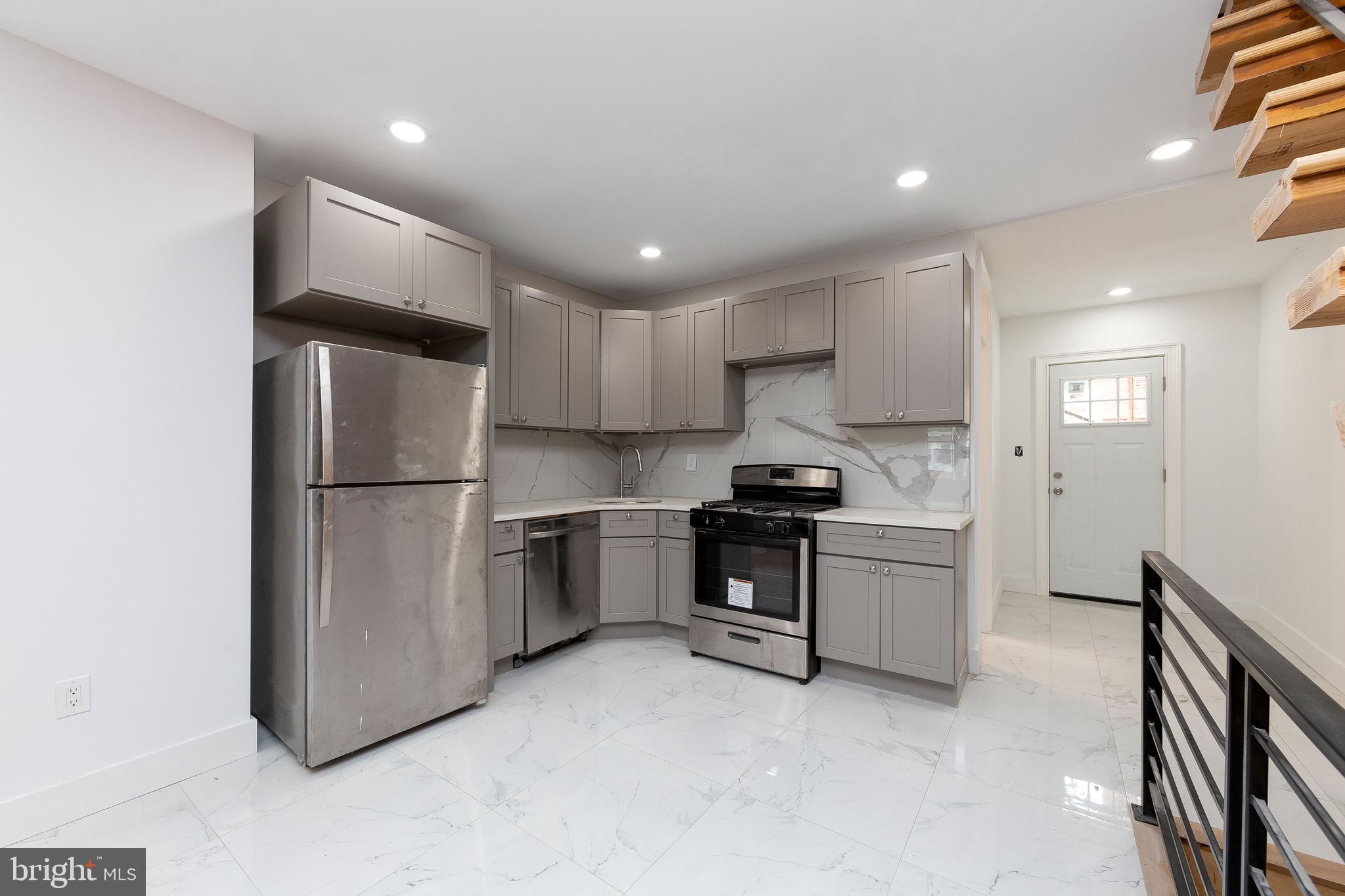 KINGSESSING - Residential