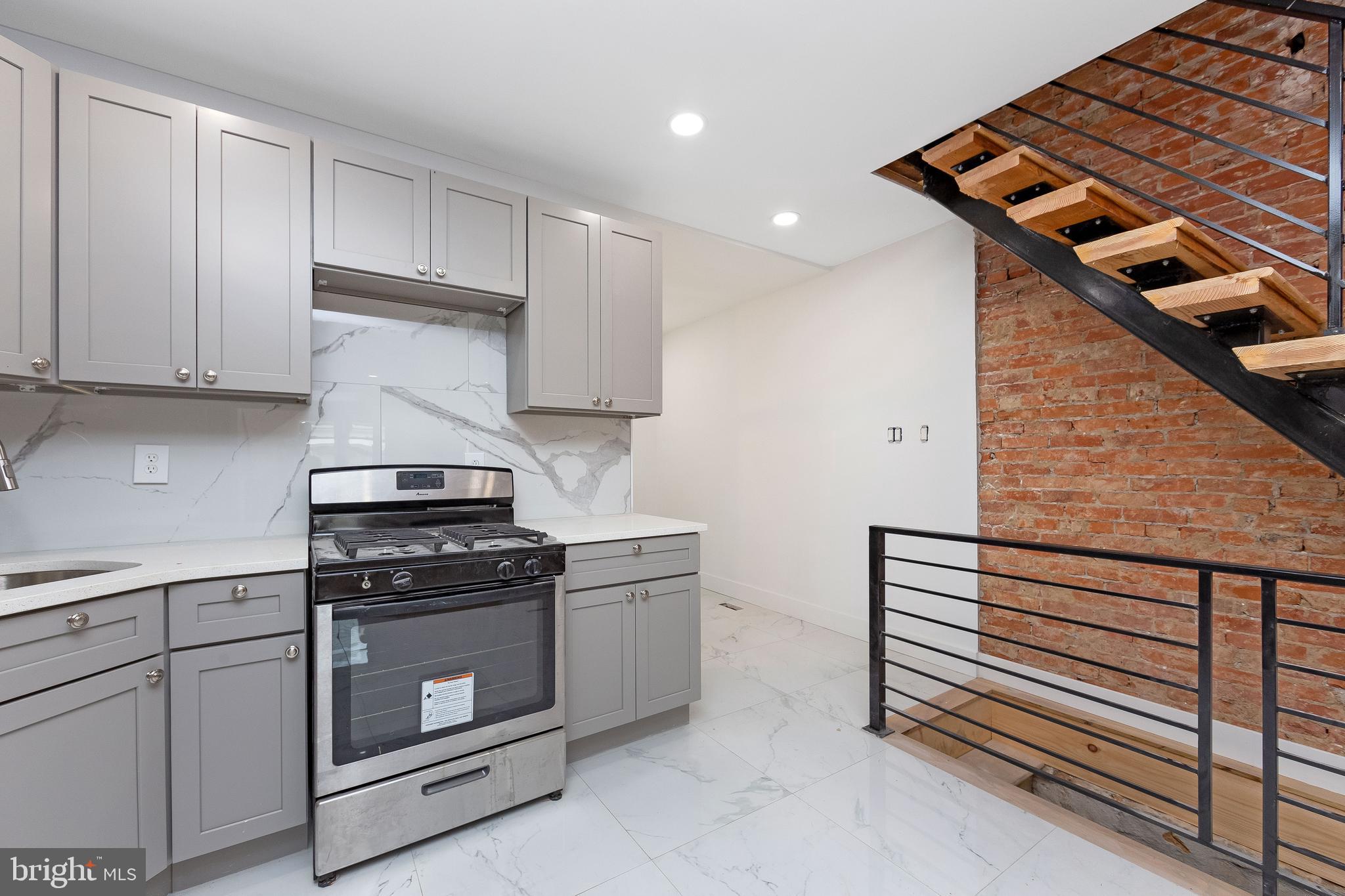 KINGSESSING - Residential