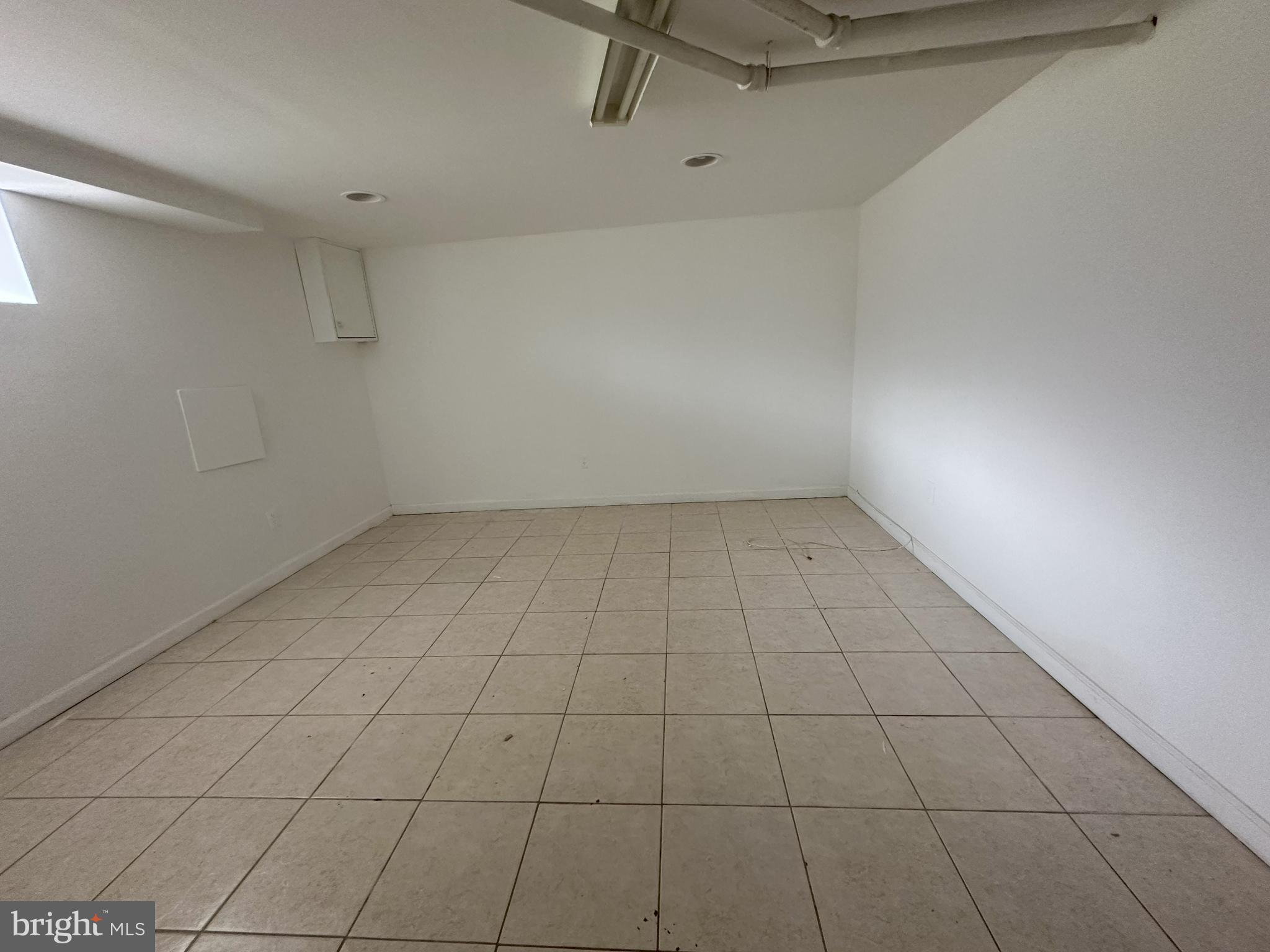 PHILADELPHIA (NORTHEAST) - Residential